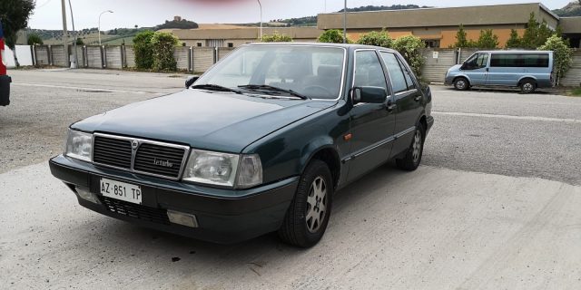 Lancia Thema 2.0 i.e. usato a MARTINSICURO