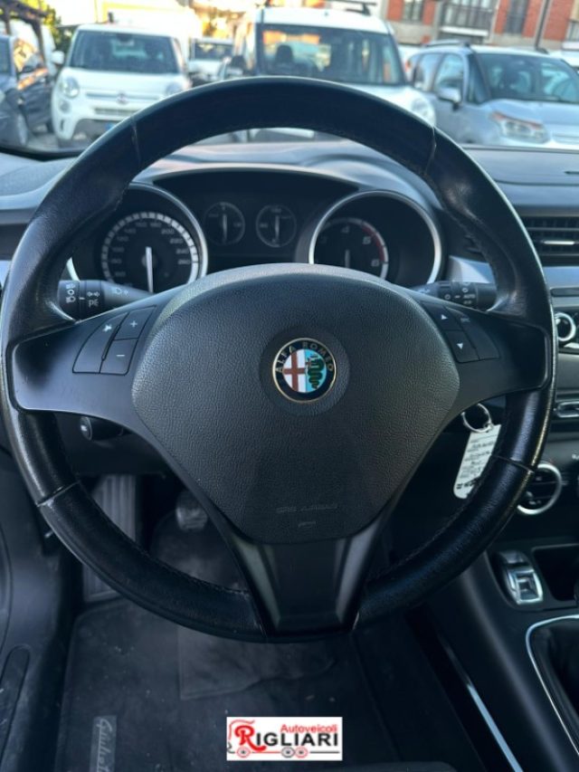 Alfa Romeo Giulietta 1.6 JTDm-2 105 CV - foto 3 di 4