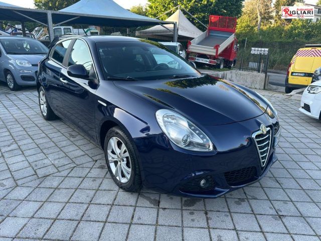 Alfa Romeo Giulietta 1.6 JTDm-2 105 CV usato a TEANO