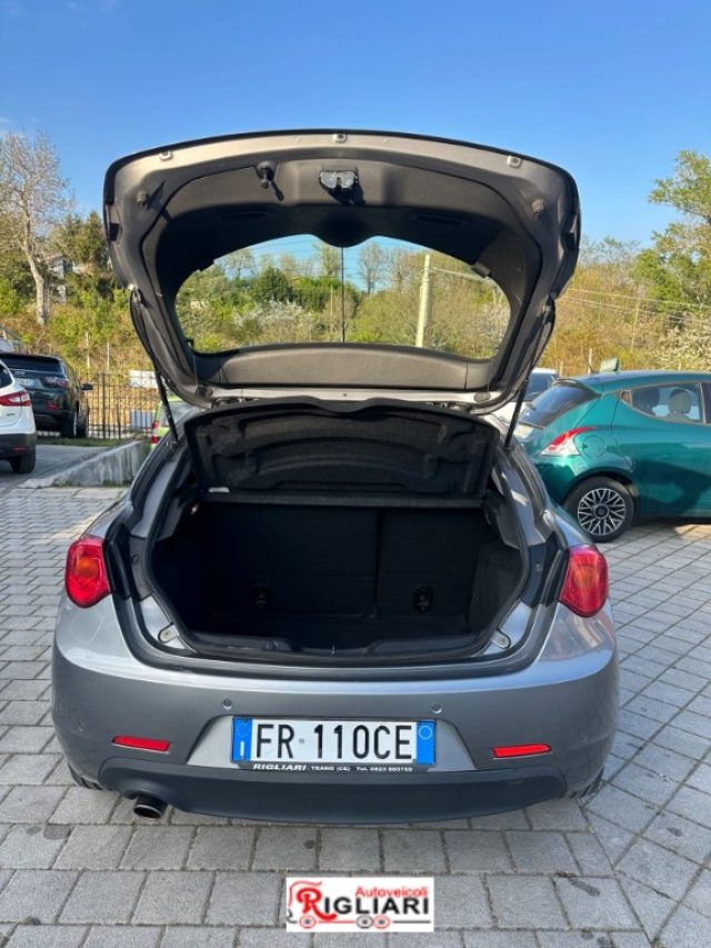 Alfa Romeo Giulietta 1.6 JTDm 120 CV Super ? 2018 - foto 3 di 4