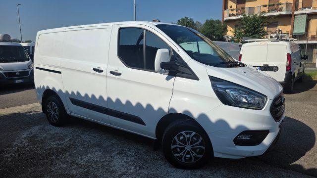 Ford Transit Custom 300 2.0 EcoBlue 130 PC Furgone Trend Navi usato a PAVIA