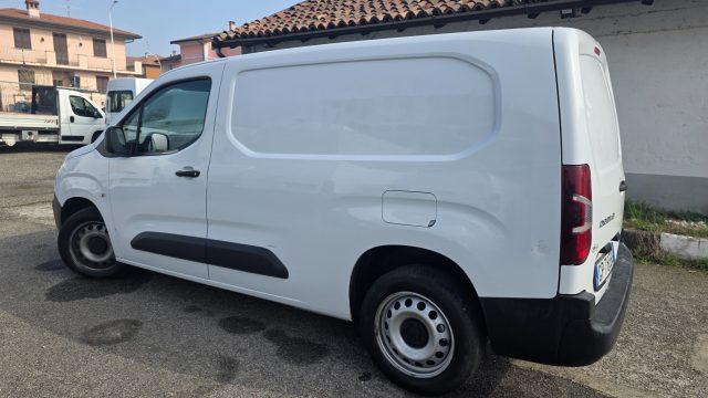Fiat Doblo Doblò 1.5 BlueHdi 100CV PL-TN Van MAXI - foto 2 di 4