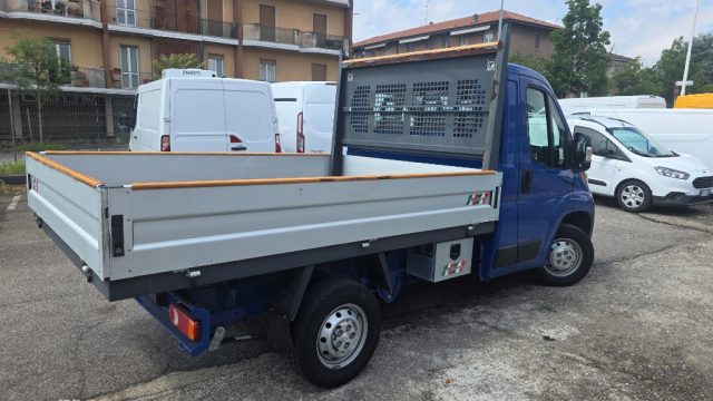 Peugeot Boxer 330 2.0 BlueHDi PC Cassone fisso L1 solo 3mila km! - foto 4 di 4