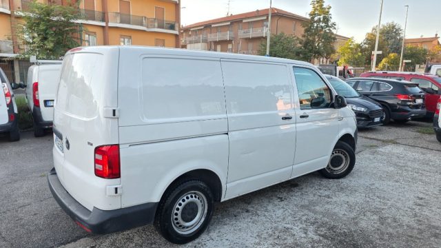 Volkswagen Transporter 2.0 TDI 102CV PC L1H1 Euro6 - foto 4 di 13