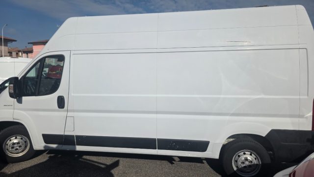 Fiat Ducato 35 2.3 MJT 140CV PL-TA Furg.Maxi L3H3 - foto 2 di 4