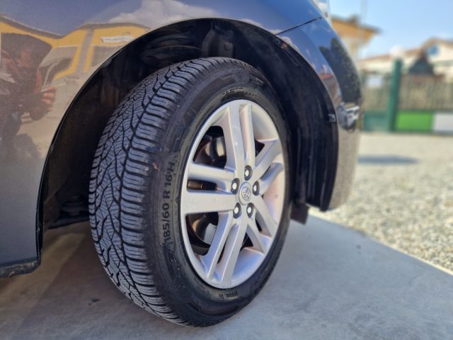Toyota Verso-S 1.4 D4-D 90 Cv MMT Automatica - foto 2 di 4