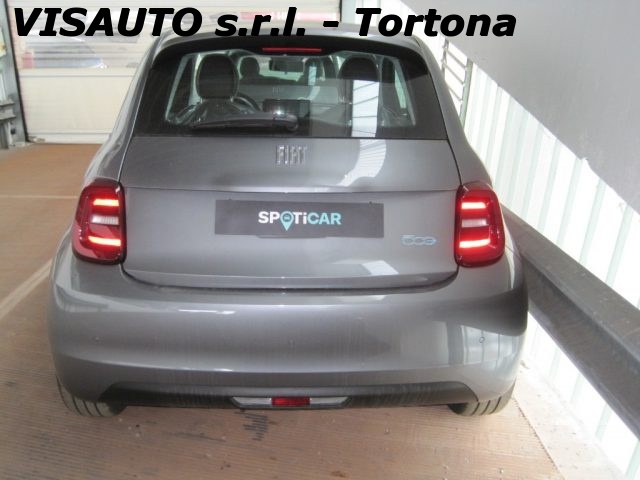 Fiat 500 Icon+ Berlina 42 kWh, del 2022, 10 km, in vendita a Tortona (AL)