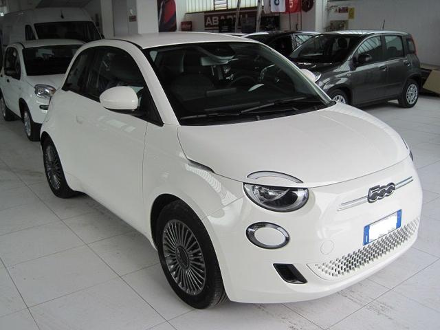 Fiat 500 Icon Berlina 42 kWh - foto 3 di 22