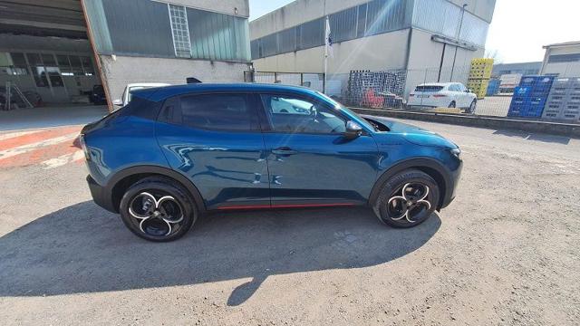 Alfa Romeo Junior 1.2 136 CV Hybrid eDCT6 Speciale - foto 3 di 19