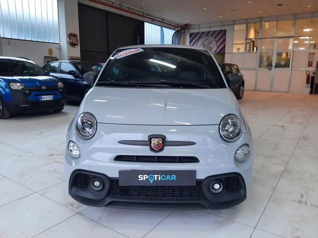 Abarth 695 1.4 Turbo T-Jet 180 CV M.T.A., del 2023, 30.000 km, in vendita a Tortona (AL)