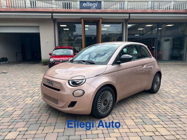 Fiat 500 Berlina Hybrid Icon PACK COMFORT KM 0 nuovo a CASTELLO DI ANNONE
