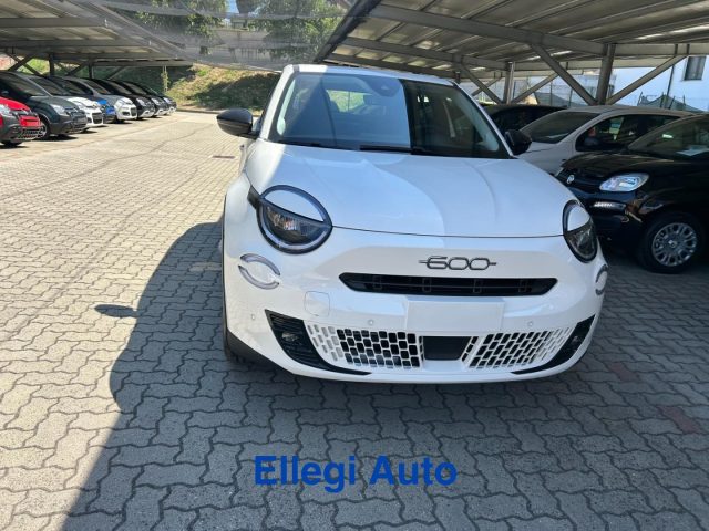 Fiat 600 PROMO FIN.Hybrid 110 CV DCT MHEV COMF SPECIALE KM0 - foto 3 di 4