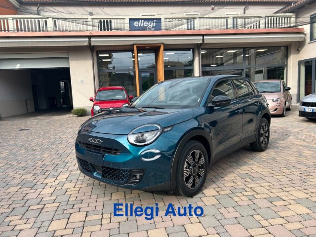 Fiat 600 Hybrid 110 CV DCT MHEV COMFORT SPECIALE KM0 nuovo a CASTELLO DI ANNONE