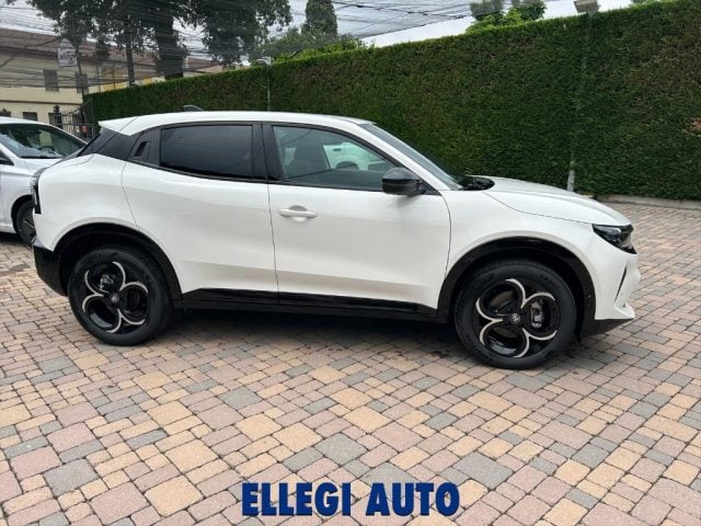 Alfa Romeo Junior 1.2 145CV Hybrid eDCT6 KM 0 - foto 3 di 4