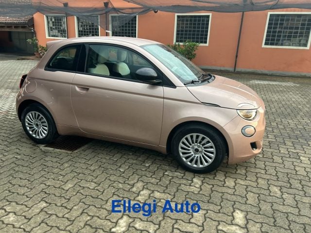 Fiat 500 Berlina Hybrid Pop KM 0 nuovo a CASTELLO DI ANNONE