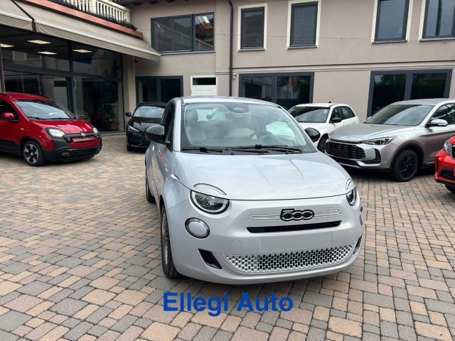 Fiat 500 Berlina Hybrid Icon+PACK COMFORT KM0 - foto 3 di 4