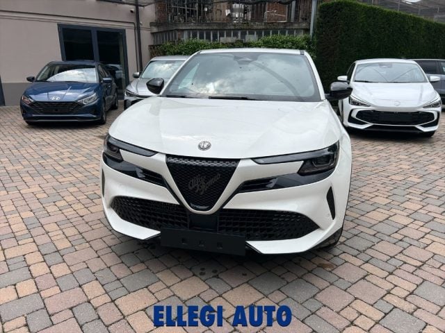 Alfa Romeo Junior PROMO FINANZ. 1.2 145CV Hybrid eDCT6 KM 0, in vendita a Castello Di Annone (AT)