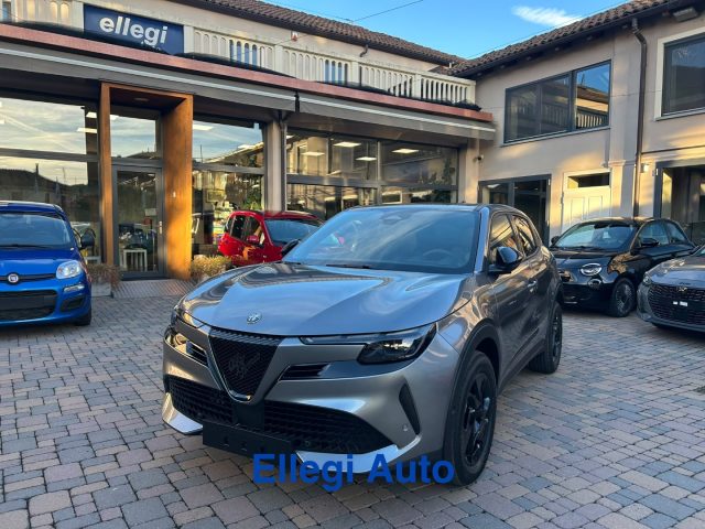 Alfa Romeo Junior 1.2 145CV Hybrid eDCT6 KM 0, in vendita a Castello Di Annone (AT)