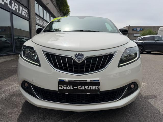 Lancia Ypsilon 1.0 FireFly 5 porte Hybrid Gold - foto 4 di 4