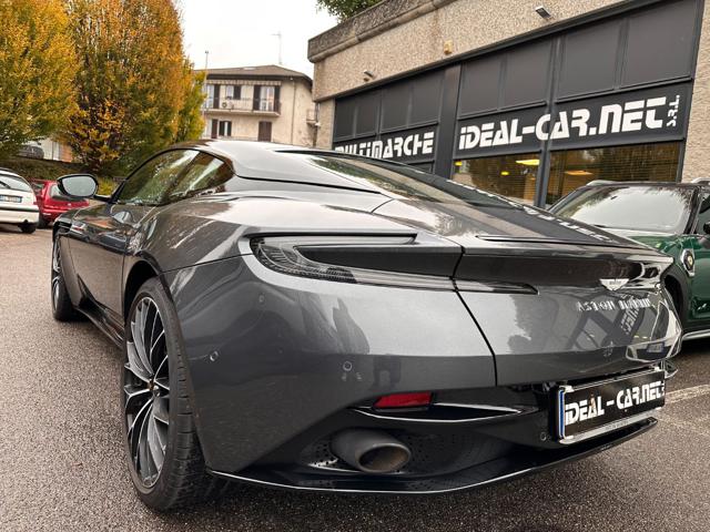 Aston Martin DB11 V8 Coupé - foto 3 di 14