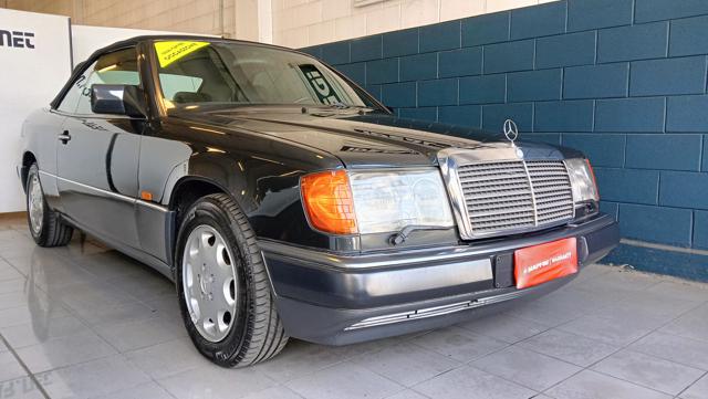 Mercedes-Benz E 300 cabrio certificata ASI d'epoca a SENNA COMASCO