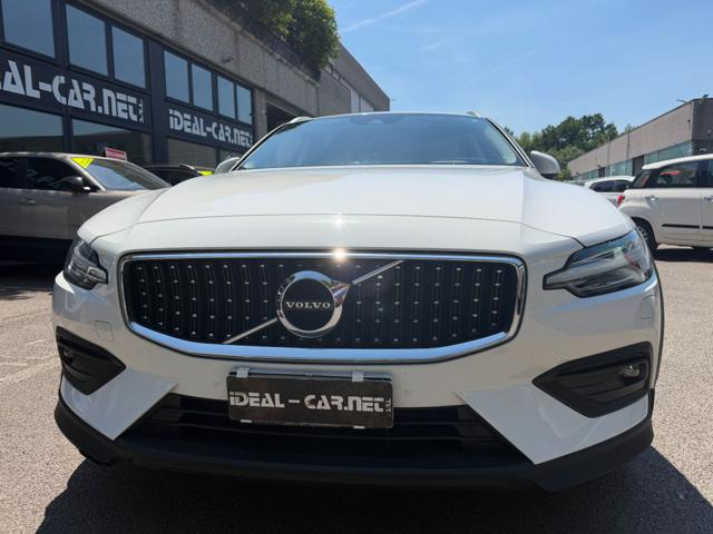 Volvo V60 Cross Country D4 AWD Geartronic - foto 4 di 4