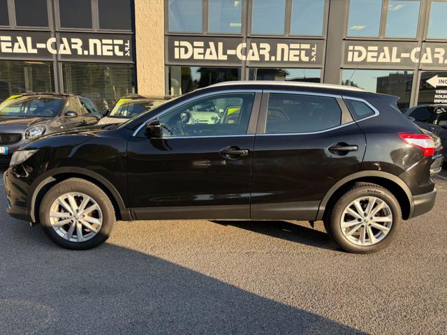 Nissan Qashqai 1.5 dCi N-Connecta - foto 2 di 4