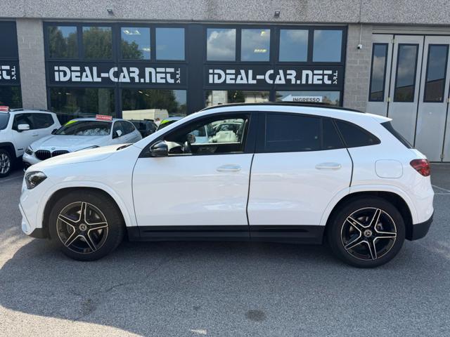 Mercedes-Benz GLA 200 AMG Line Premium Automatica Tetto - foto 2 di 10