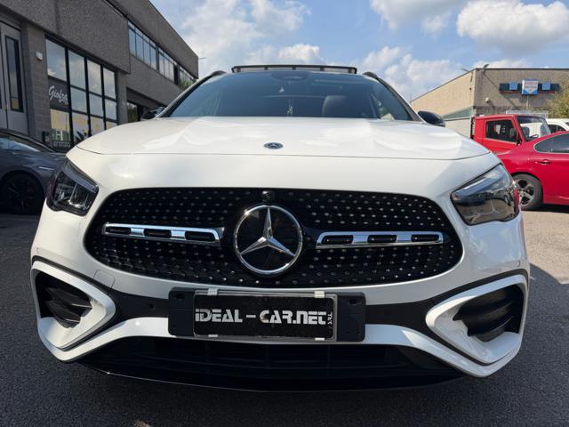 Mercedes-Benz GLA 200 AMG Line Premium Automatica Tetto - foto 4 di 10