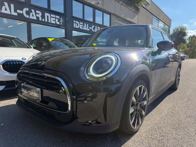 MINI Cooper 1.5 One Classic 5 porte, del 2022, 37.187 km, in vendita a Senna Comasco (CO)