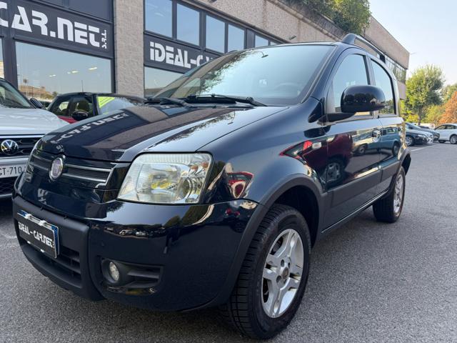 Fiat Panda 1.2 4x4 150° Anniversario, del 2011, 147.453 km, in vendita a Senna Comasco (CO)