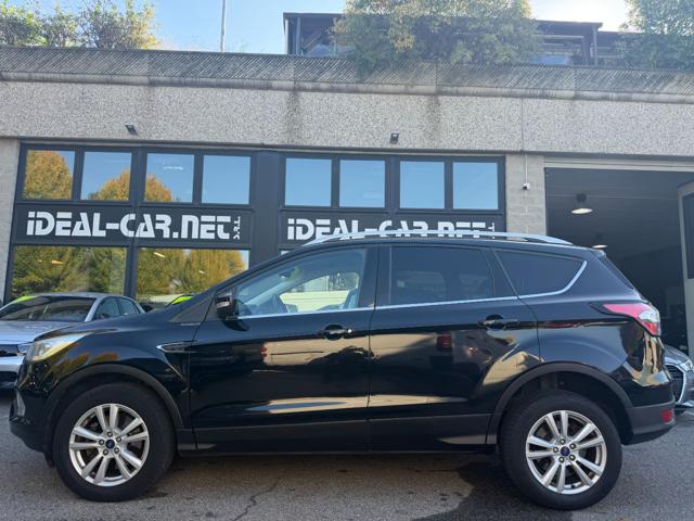 Ford Kuga 2.0 TDCI 120 CV 2WD Powershift Titanium - foto 2 di 4
