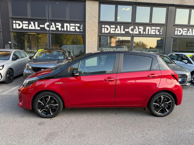 Toyota Yaris 1.5 Hybrid 5 porte Trend "Red Edition" - foto 2 di 4