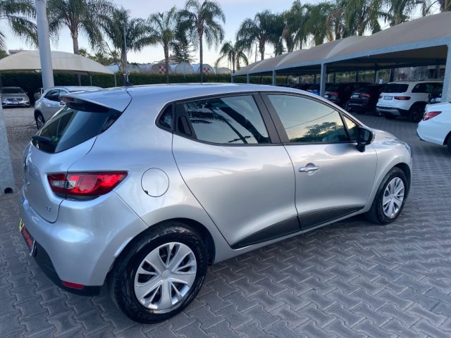 Renault Clio 1.5 dCi 8V 75CV 5 porte - foto 4 di 4