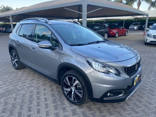Peugeot 2008 BlueHDi Allure - foto 2 di 4