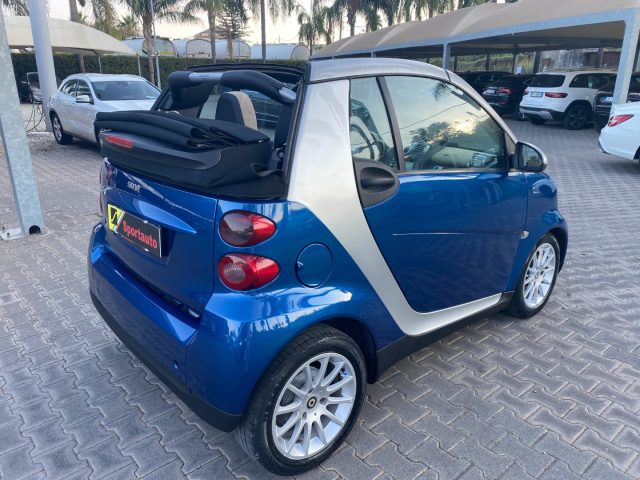 smart forTwo 1000 52 kW cabrio passion - foto 3 di 4
