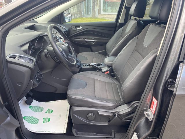 Ford Kuga 2.0 TDCI 150 CV 4WD Powershift Titanium, del 2015, 195.000 km, in vendita a Giarre (CT)