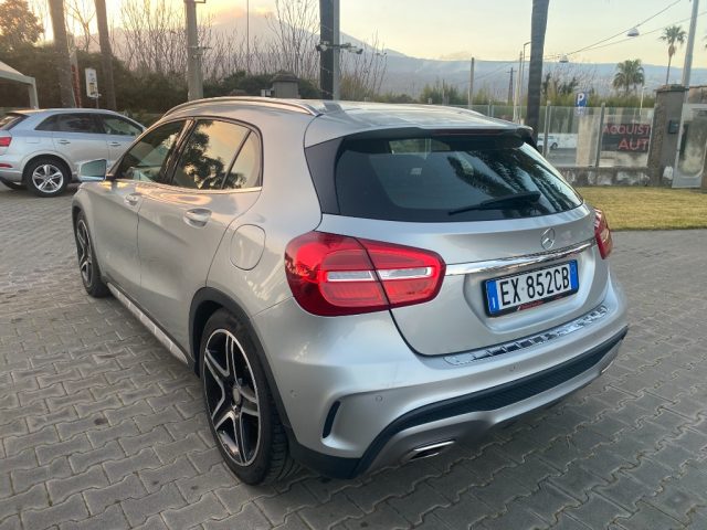Mercedes-Benz GLA 200 CDI Automatic 4Matic Premium - foto 4 di 4