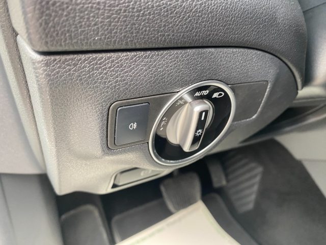 Mercedes-Benz CLA 200 d 4Matic Automatic Sport - foto 3 di 4
