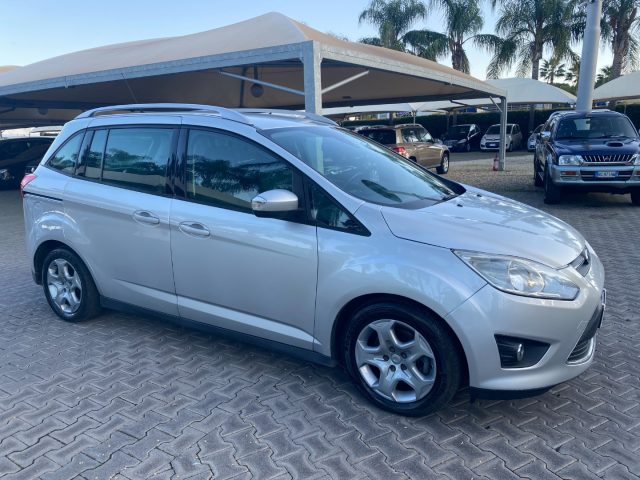Ford C-Max 7 2.0 TDCi 163CV Powershift Plus - foto 2 di 4