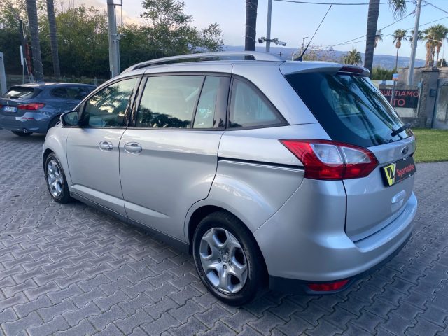 Ford C-Max 7 2.0 TDCi 163CV Powershift Plus - foto 3 di 4