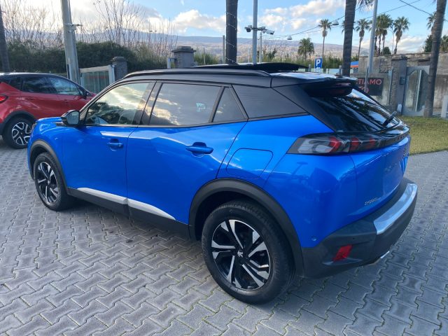 Peugeot 2008 PureTech 130 S&S GT Line - foto 3 di 4