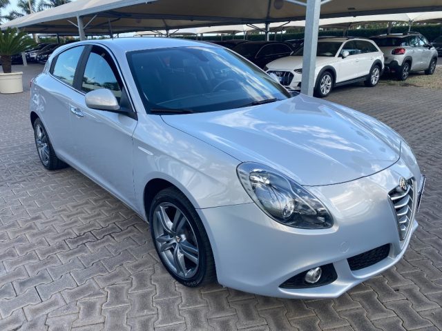 Alfa Romeo Giulietta 1.6 JTDm-2 105 CV - foto 2 di 4