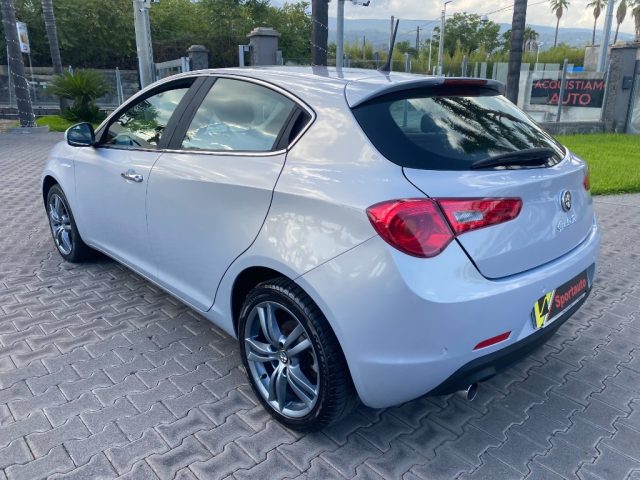 Alfa Romeo Giulietta 1.6 JTDm-2 105 CV - foto 4 di 4