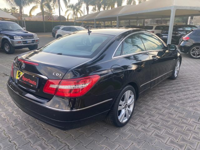 Mercedes-Benz E 250 CDI Coup� BlueEFFICIENCY Avantgarde - foto 3 di 4