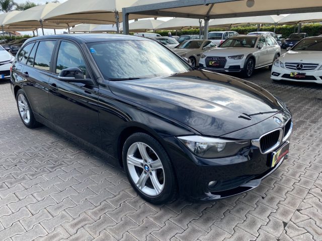 BMW 318 d Touring Aut. - foto 2 di 4