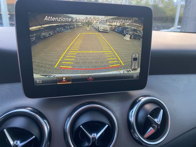 Mercedes-Benz GLA 200 d Automatic 4Matic Sport usato a GIARRE