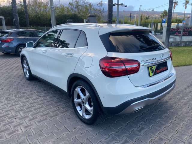 Mercedes-Benz GLA 200 d Automatic 4Matic Sport - foto 4 di 4