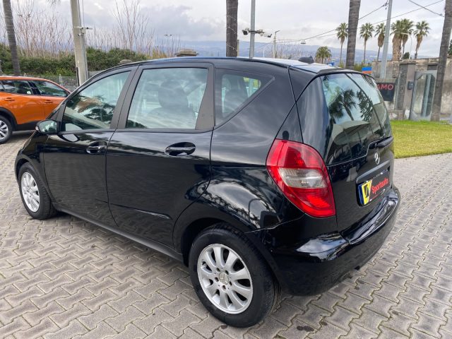 Mercedes-Benz A 160 CDI AUTOMATIC Elegance - foto 3 di 29