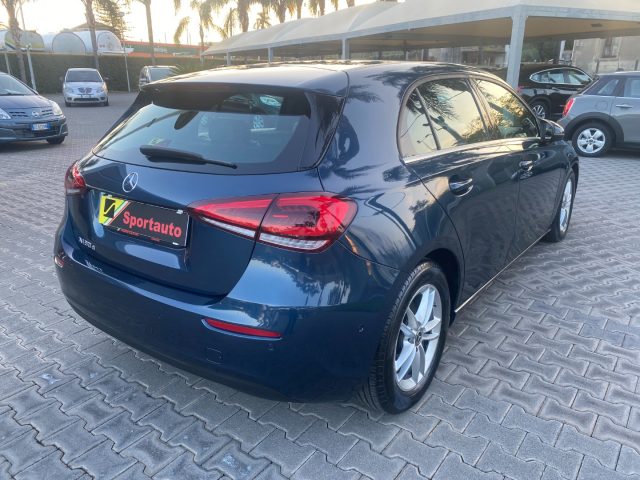 Mercedes-Benz A 180 d Automatic Sport - foto 4 di 4